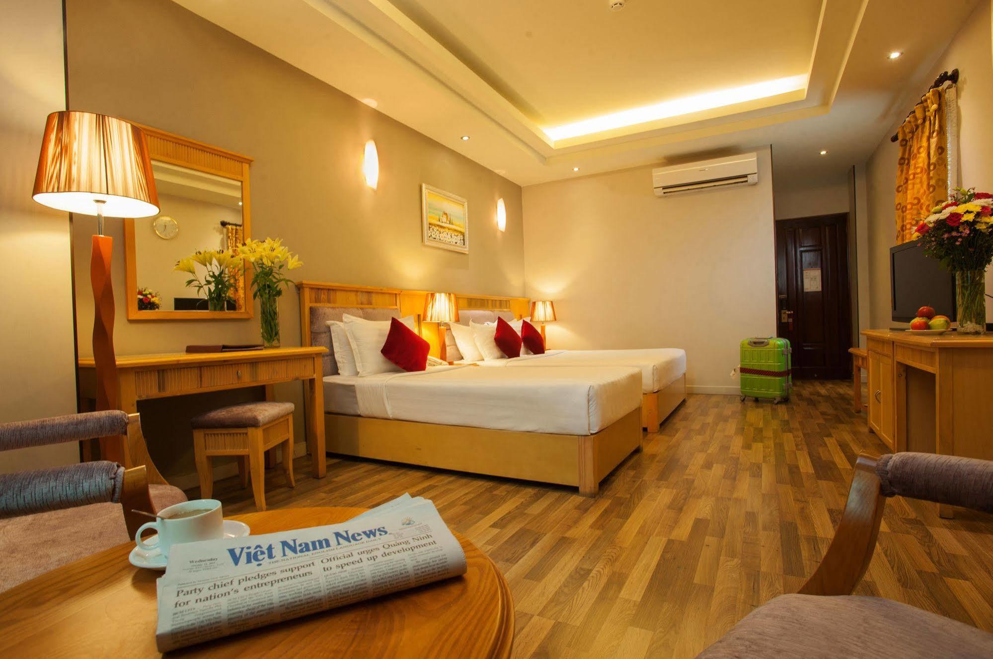 Silverland Min Hotel Хошимін Екстер'єр фото