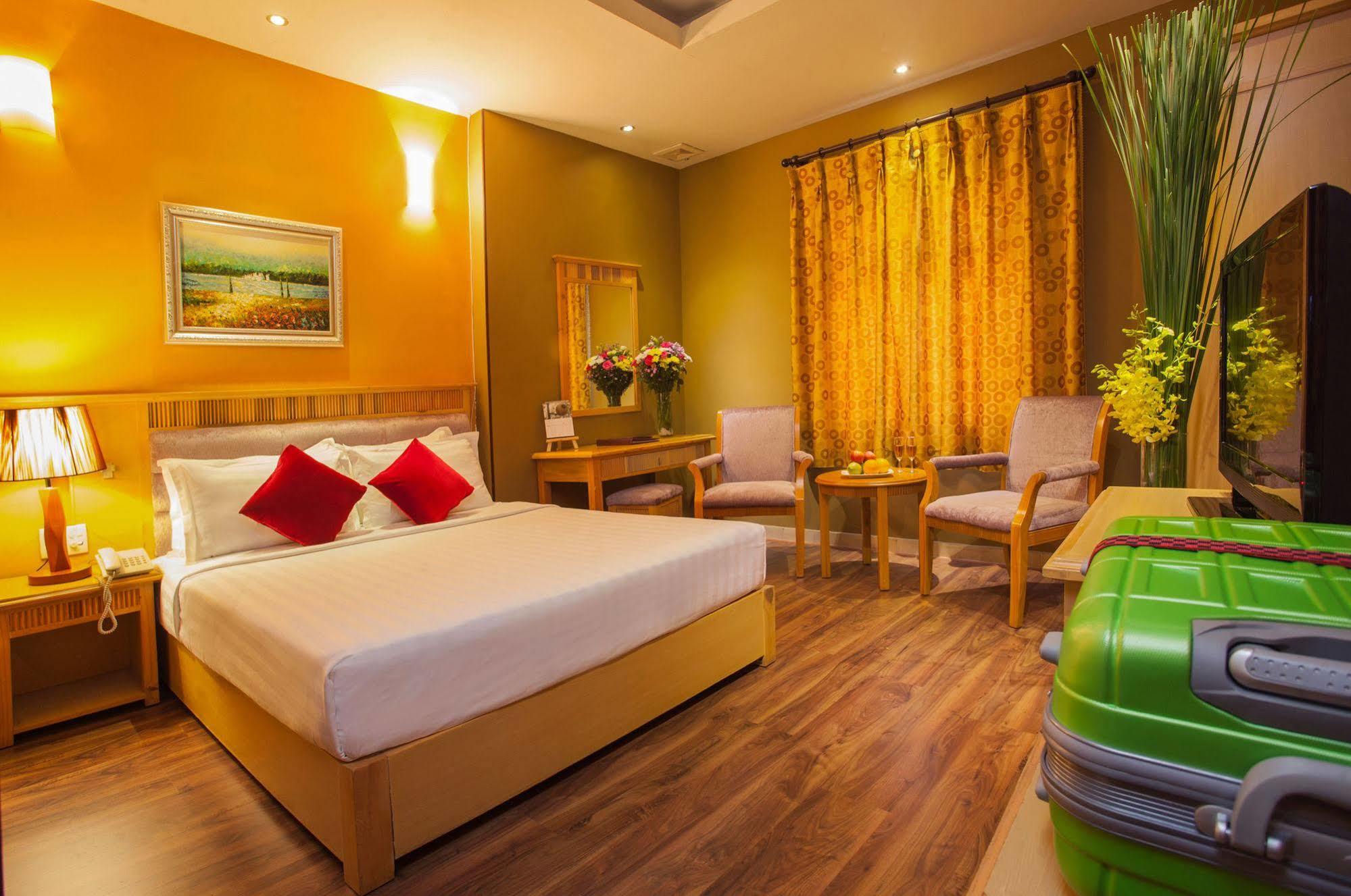 Silverland Min Hotel Хошимін Екстер'єр фото