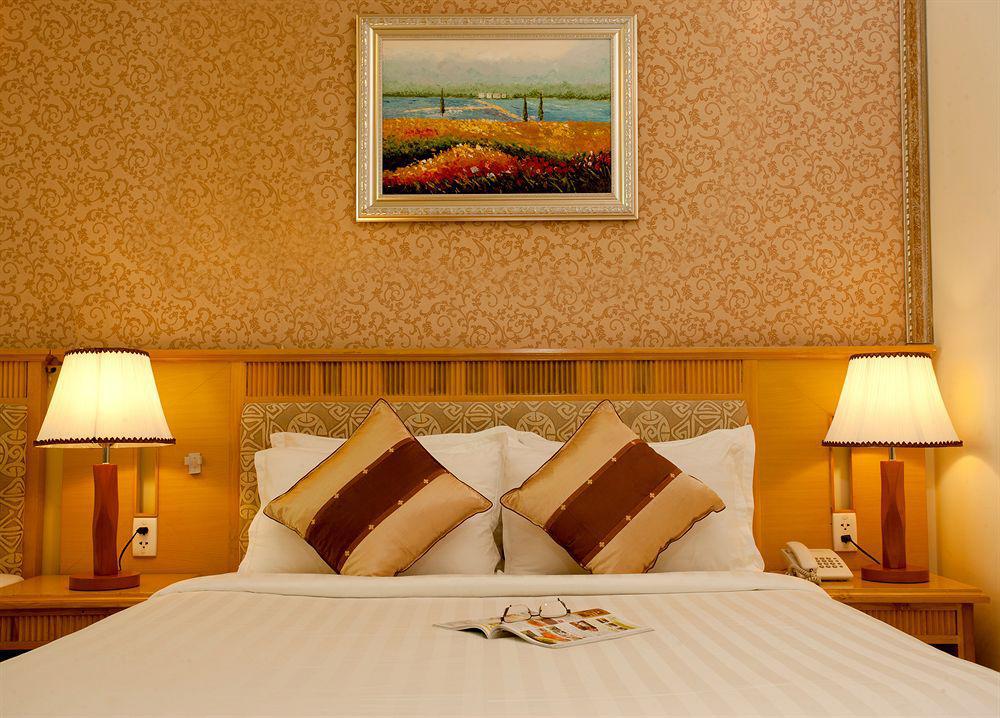 Silverland Min Hotel Хошимін Екстер'єр фото